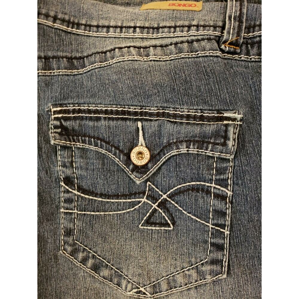 BONGO Plus Womens Medium Blue With White Thread Cuffed Hem Jean Shorts Plus 26W - Picture 7 of 8